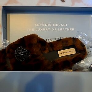 New- Antonio Melani, slippers